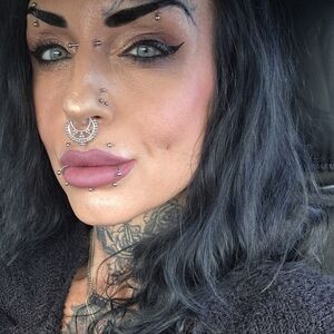 Meet your Posher, Mela